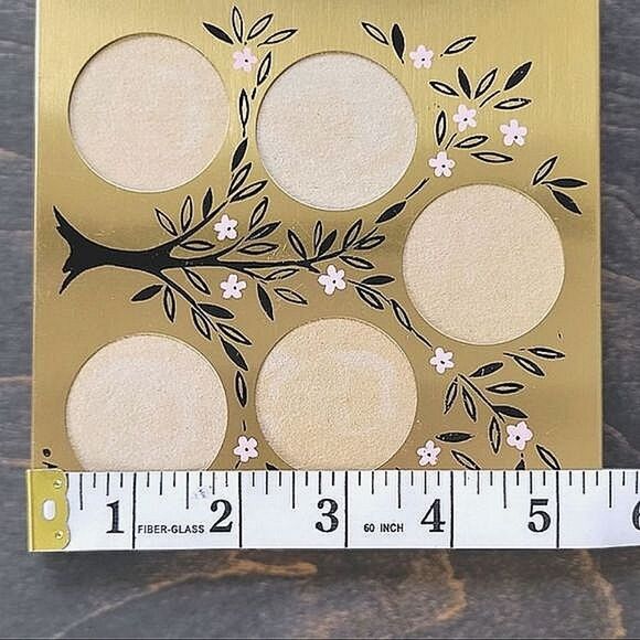 Vtg 5-photo gold tone artist printed picture frame 5.5 × 5.5 - Picture 10 of 14